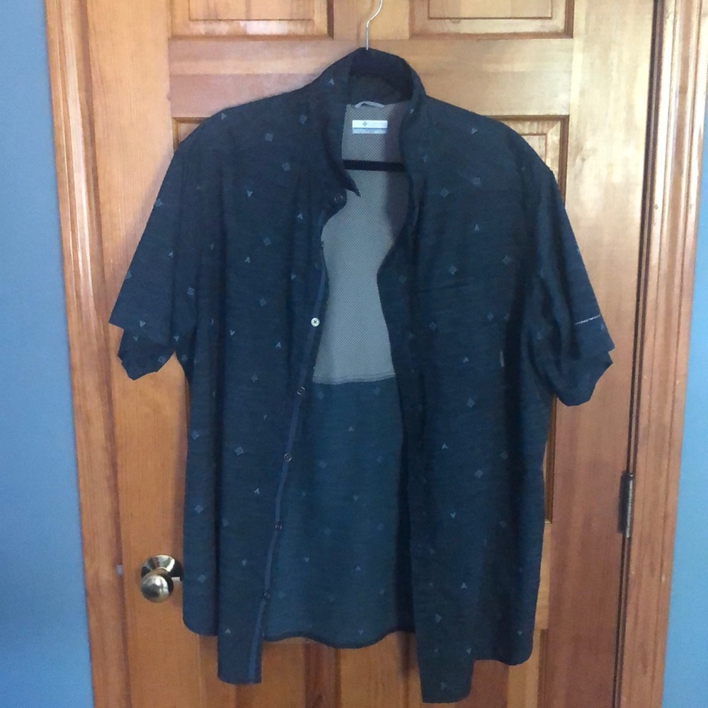 Men’s Columbia Omni-Wick Button Down, XXL, NWOT.